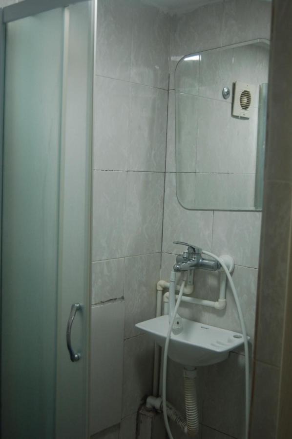 Apartmani Marios Nis Exterior photo