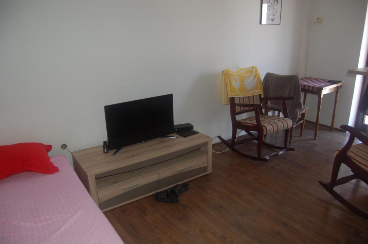 Apartmani Marios Nis Exterior photo