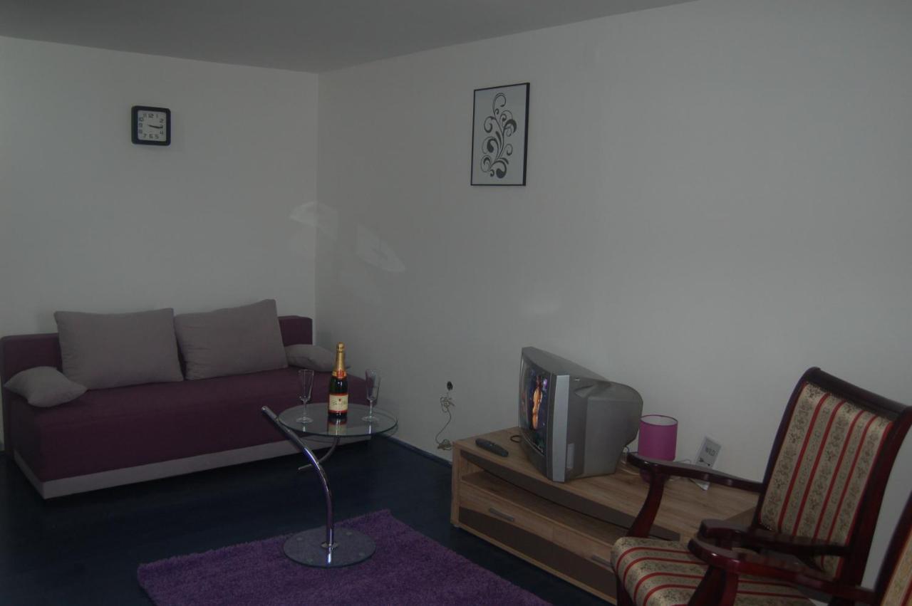 Apartmani Marios Nis Exterior photo